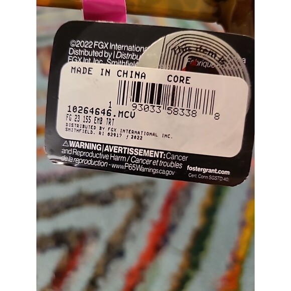 Foster Grant Sunglasses With Hard Case UVA-UVB Fashion cat eye studed - Picture 7 of 8